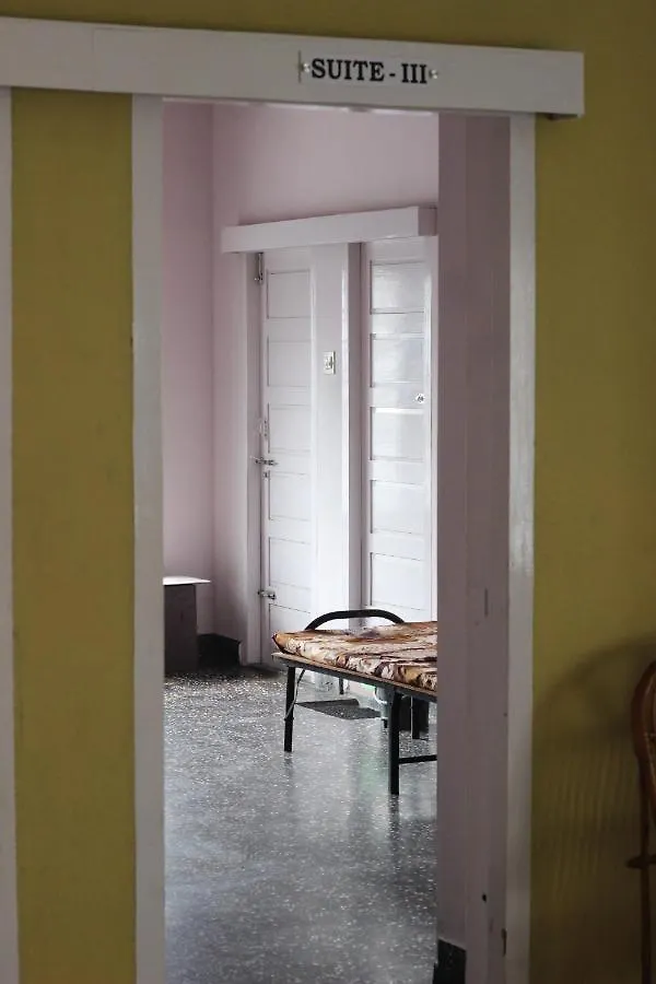 מלון טריואנדרום Bed And Bath For 1-8 People